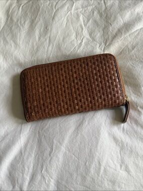 Quince Brown Woven Zip-Around Card Holder Wallet